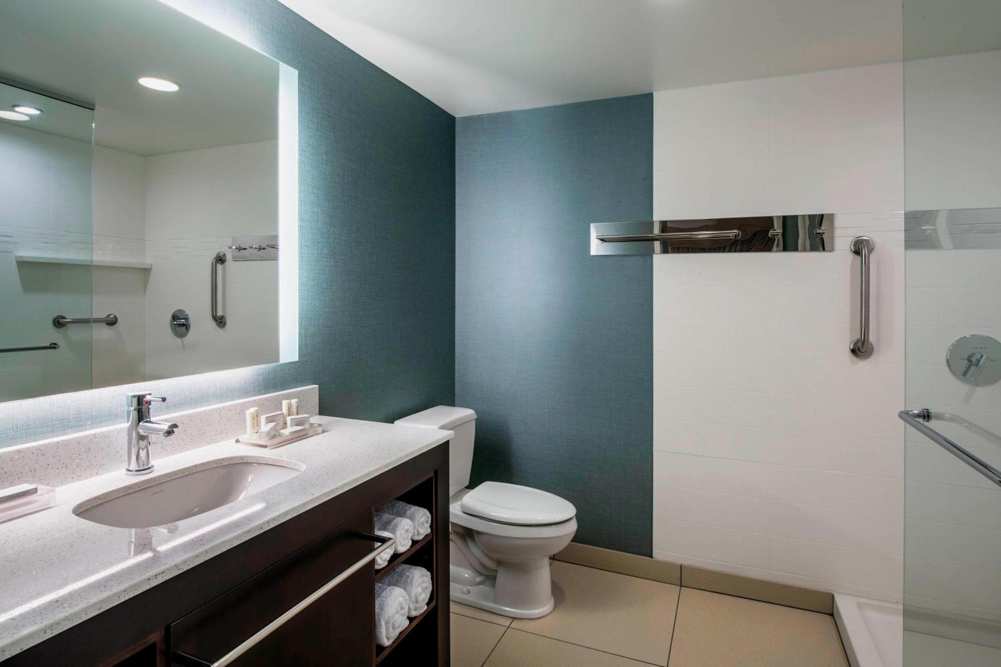 Residence Inn By Marriott Regina Ngoại thất bức ảnh