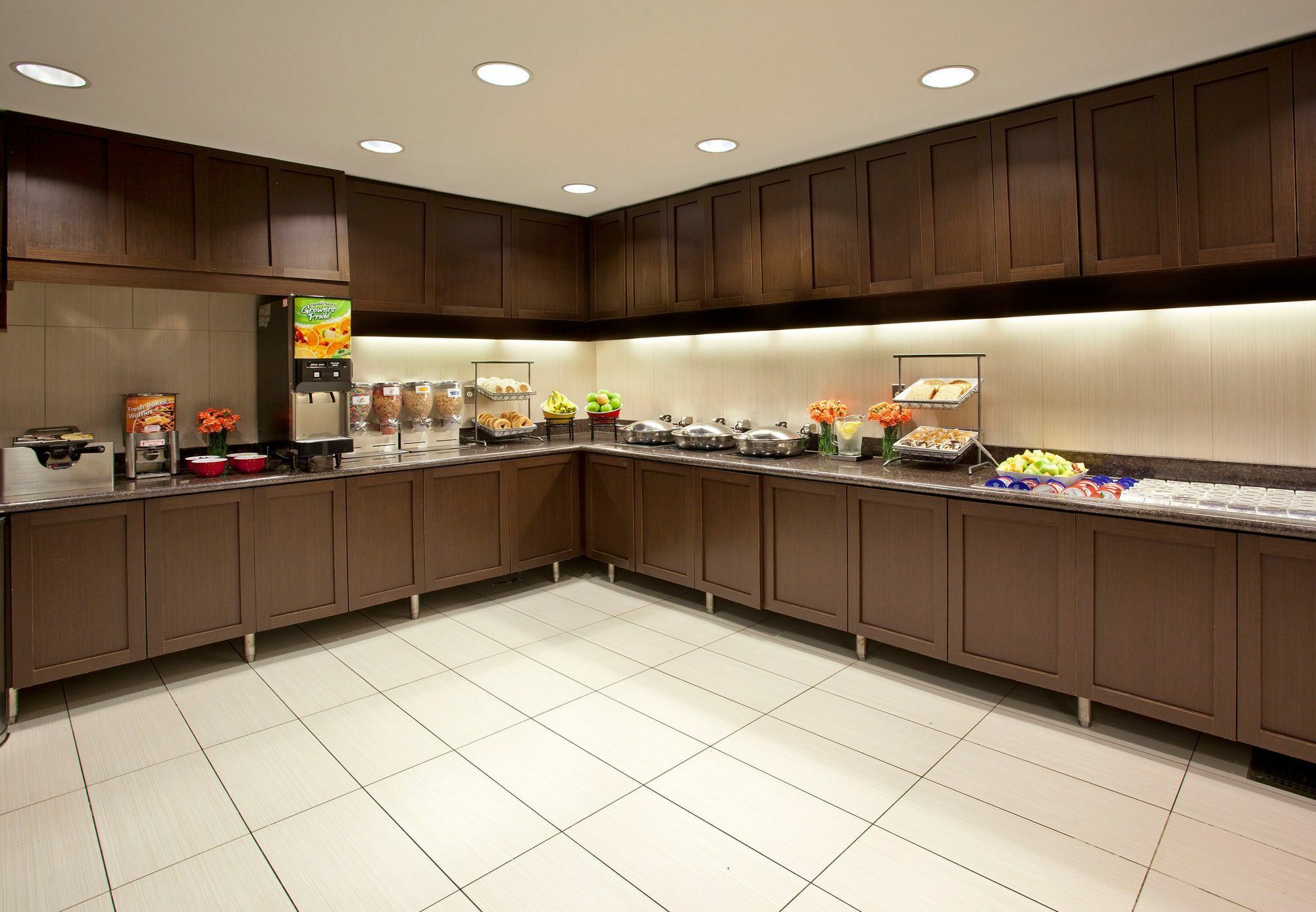 Residence Inn By Marriott Regina Ngoại thất bức ảnh